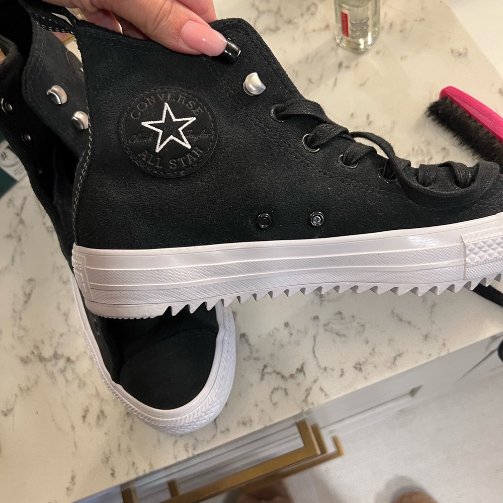 Converse